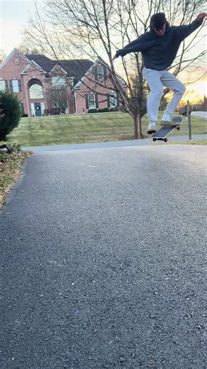 Learn Frontside 180 Skateboarding Tricks Easily