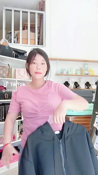 Nomstudio: fashionable clothing for sizes 2XL to 4XL