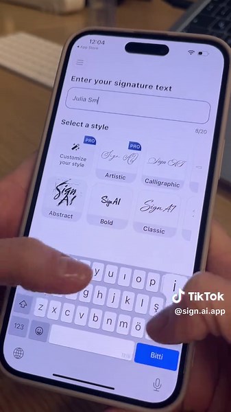 Creative Signature Ideas with Handwriting and Calligraphy