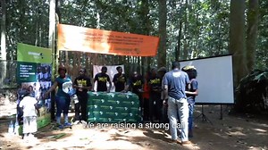 In Cameroon, the Baka people talk of their land taken away and their forest destroyed by agro-industries like Sudcam and HeveCam. The customary land rights of the Baka must be respected and the forest upon which they depend for their livelihood must be protected. Government must secure the customary rights of the Baka people by actively involving them in all discussions about their forest and land ownership. Support local communities in Cameroon! >> https://act.gp/2GSROxL #WorldIndigenousDay #Pe