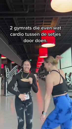 De enige cardio die wij doen is de kabouterdans #CapCut #kabouterdans #fitnl #fitdutchies #gymmotivation #gymgirls #gymtoknl #fy #fitcultnl #glutegains #biggym