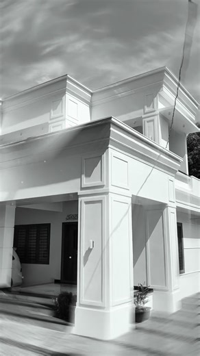 Root Lab on Instagram: "Luxury is in the details. 💎✨ Swipe for a tour of a space where every light fixture is a work of art. Tag someone who needs some home decor inspiration today! 🤍 [Luxury Home Tour, Modern Islamic Design, Architectural Photography, High-End Interiors, Ceiling Design Ideas, Luxury Lighting]"