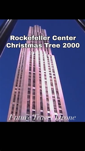 Rockefeller Center 2000 Christmas Tree New York City Manhattan USA #december #nycwinter #winterinnewyork #christmasdecor #rockefellercenter #rockefellercenterchristmastree #sony #rockefellerchristmastree #christmasinnewyork #inspirebyny #traveltonewyork #historygram #history #visitnewyork | Sebastian Mi