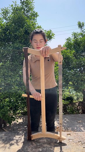 9.5K reactions · 174 shares |  #WoodworkingWonder | Rural Chinese Artisan’s Crosscut Saw Build: Every Detail Honors Centuries of Craft #handmade #diy #woodworking #traditional #craft #asmr #carpentry #carpenter #mortiseandtenon | Ling Li | Facebook