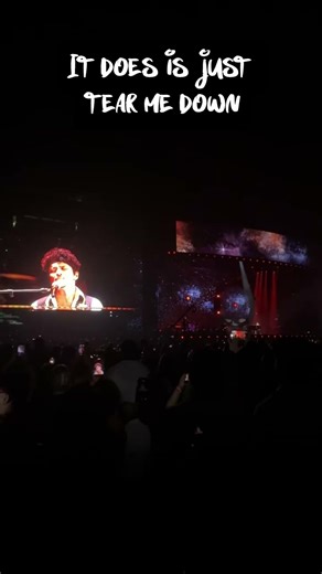 Bruno Mars Singing “When I Was Your Man” With All His Heart 💔