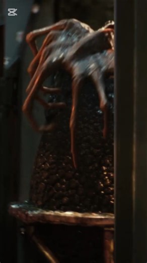 Alien Earth 5ème épisode mon préféré pour l'instant 🤩 avec un chwiya du 1er #Alien de Ridley Scott