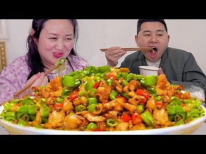Chef Chao| Stir Fry 3 KG Chicken With 2 KG Chilis! Spicy and Fragrant