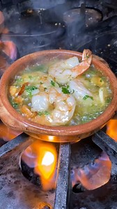 Gambas al Ajillo and Pulpo al Ajillo! 🇪🇸😍🍤🐙 | Foody Fetish