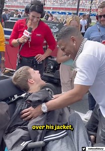 53K views · 6.5K reactions | A Very Heartfelt Interaction Between a Famous Rapper and a Fan 輸凉 | Note To Self | Facebook