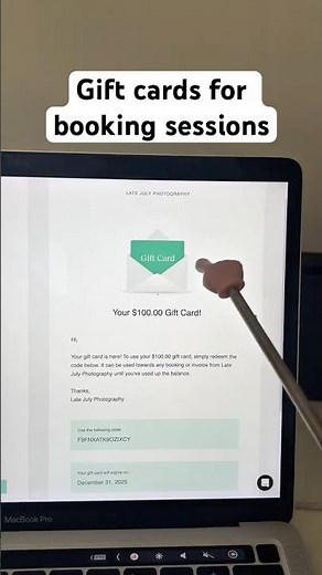 Create and share gift cards for your booking photography sessions #pixieset #photography