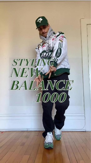 Replying to @Claudia 🎀🎀 With a shoe chunky like this one, you gotta do a loose fit pant, anything skinny is going to make the shoe look even bigger🤟🏽🤟🏽 . #sneakerhead #fashion #streetwear #outfit #newbalance #newbalance1000