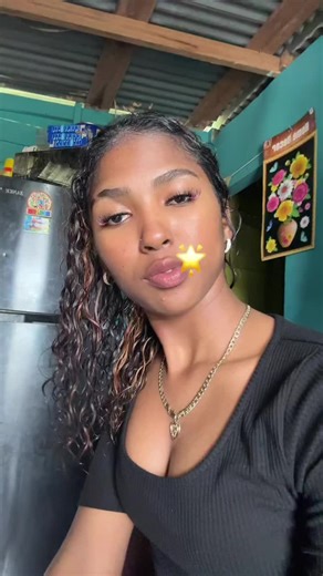 Prettiest 😻🌟#foryou #fyp #slimder #belizeantiktokers #belizeantiktokers🇧🇿🇧🇿🇧🇿