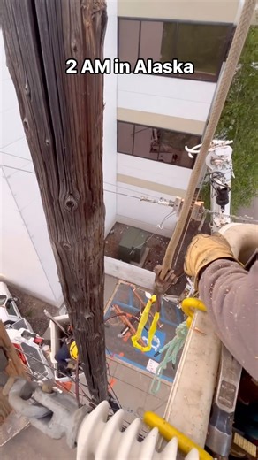 58K views · 991 reactions | Changing a pole at 2 am 落I love Alaska Posted by @rkissinger67 | High Voltage Industries | Facebook