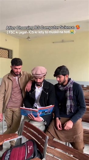 CS WāLY 4 on Instagram: "Bio Students doing Computer Science 🤯🥳🥵 #foryou #cswaly4 #computersciencestudent #portrait #instagram"