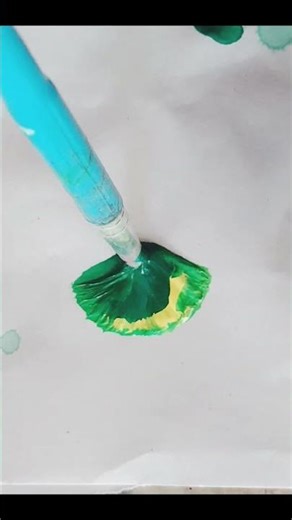 cool acrylic paint💚💛#painting#shorts#youtubeshorts