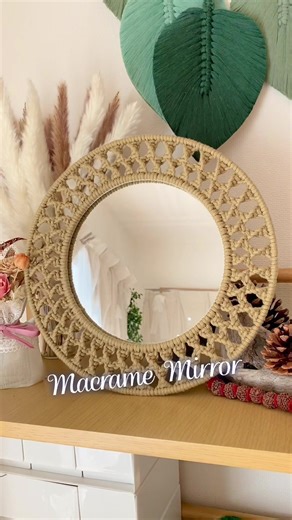 Creazione di uno specchio in macramè