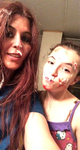Cake fight gone wrong 🤣🤣 And no I don’t hate her 🤪 #myminime #fyp #CancelTheNoise #nurse @angel_thebest123