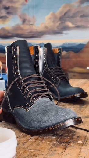 Waxing the rough-out leather down on this pattern prove out build! Got a couple of my first taller pairs of horse butt boots coming through in the next orders and didn’t wanna wing it with a new pattern on those kinda leathers.. so here’s some ink blue sb foot leather taking the hit. Here im just coating the roughout part of the boot with a Japanese toko cream..I don’t think it’s gonna be lock tight water proof but will hold its own and give a good look in aging, if anyone’s got better suggestio