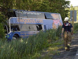 'It was horrific': Passengers describe Hwy. 401 bus-truck crash