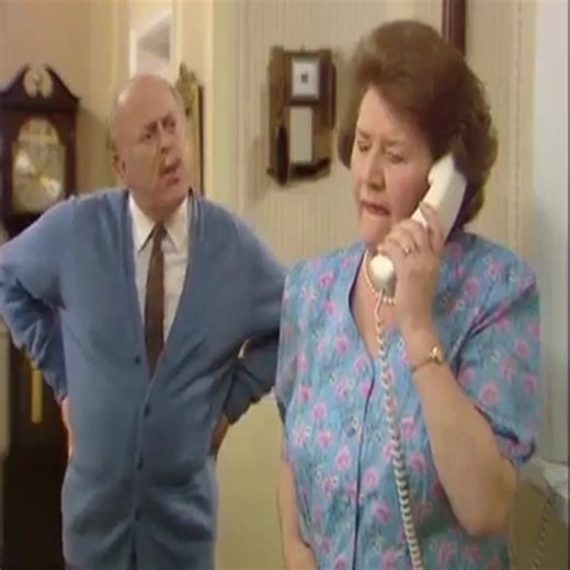 Keeping Up Appearances Season 2 Episode 3 – The Candlelight Supper 02 | Zahirah Azman