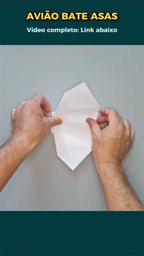 Paper Airplane that Really Flaps Its Wings ✈️ Easy Origami | Flapping Paper Airplane #Shorts