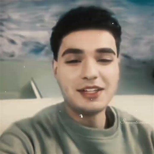 「When the screen is too small for such talent🩵✨」