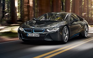 Car and Driver's In-Depth review of the BMW i8