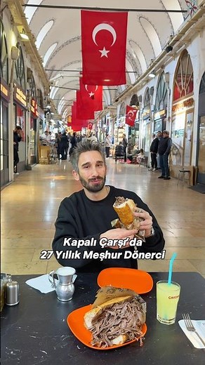 Kapalı Çarşı’da altınla yarışan dönerci 🌯💛