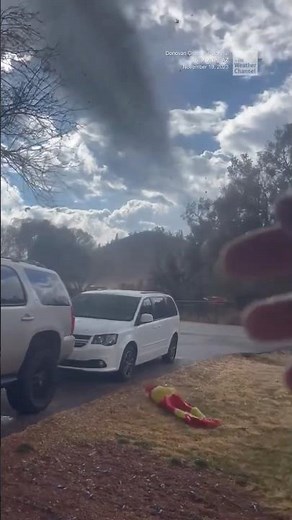 EF1 tornado damages homes in Arizona