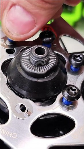 How to install a brake disc on a bicycle very quickly