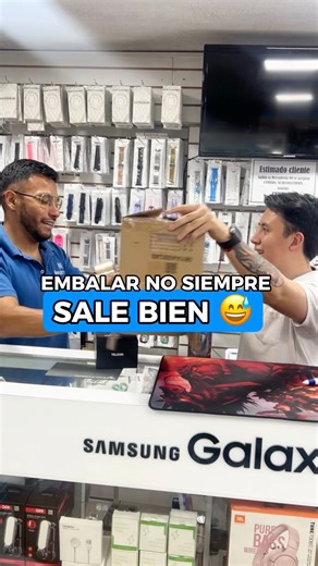 Neutronic Distribuidor SAS on Instagram: "😄📦 Cuando crees que vas a empacar como profesional pero no sale así. Pero eso sí, aunque el empaque tenga bloopers, la tecnología que te llevas siempre es top ✅ Gracias por ser parte del día a día con nosotros. Encuentra la mejor tecnología en #Neutronic. 📍 C.C. Caracol – Local 114 📍 C.C. El Recreo - Diagonal al Megamaxi 📦 Envíos a nivel nacional #Neutronic #HumorTech #VidaEnTienda #Bloopers #TecnologíaEcuador #BehindTheScenes 😄📦✨"