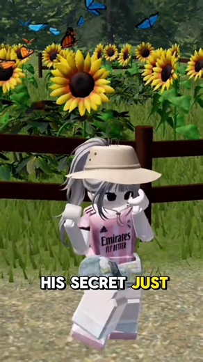 Creators are making Roblox outfit using this tool 🔫🔥 | #roblox #robloxedit