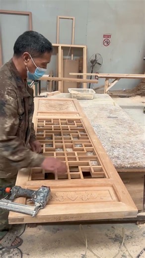 Solid Wood Doors and WindowsAntique Doors and WindowsLattice Doors and Windows