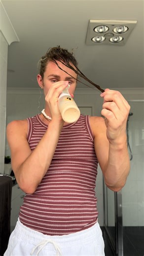 Styling Tips for Curly Hair: Men's Guide