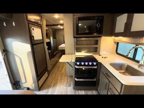 2021 Thor Motor Coach Freedom Elite 30FE