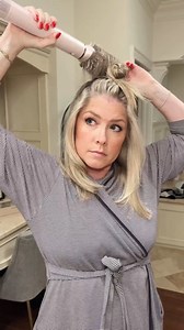 539K views · 2.4K reactions | Day two hair refresh! // https://liketk.it/55QPT | The Small Things Blog | Facebook