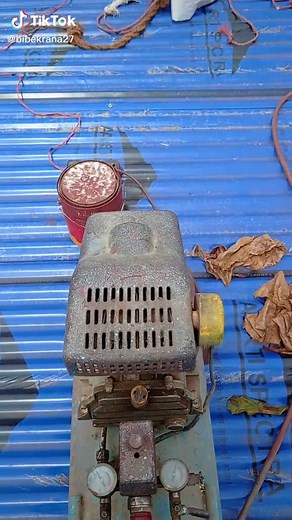 How to Paint a Corrugated Metal Roof Effectively