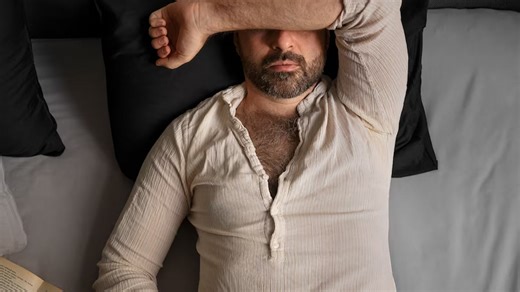 Struggling To Get Out Of Bed? Here’s What You Need To Know About The Condition Dysania