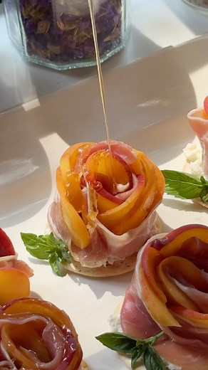 Easy and delicious appetizers to hold onto summer #appetizer #easyrecipe #hosting