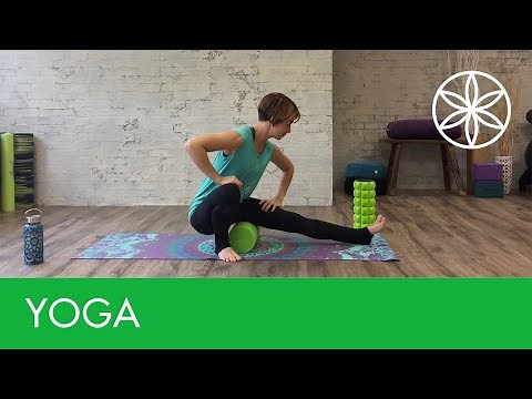 Foam Roller Mobility Class | Yoga | Gaiam