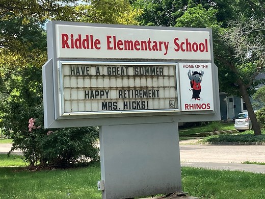 Vivian Riddle Elementary School changes mascot