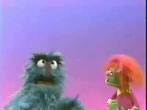 Sesame Street - Herry Monster can sing anything with Louisey