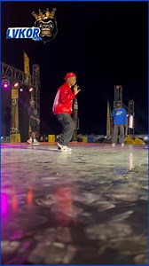 Véritable vétéran de la danse urbaine, Pixel Monsters, promoteur du MMR DANCE Battles, a une fois de plus marqué les esprits lors du concert de danse organisé par Cameroon Dance Academy. Entre maîtrise, énergie et prestance scénique, il a littéralement émerveillé le public.. 🫆👣 #trendingreels #reelschallenge #trending #photography | KING of Roukaskas