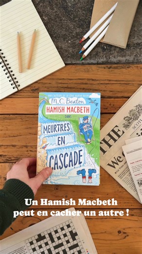 Retour dans les Highlands avec deux nouvelles enquêtes de Hamish Macbeth ! 🔎👮🏻‍♀️ Deux nouveaux tomes, n°27 et 28, disponibles dès à présent en librairie. 📚 Complots, disparitions, non-dits... tout les ingrédients sont réunis pour troubler la tranquillité des landes écossaises. Notre policier préféré va devoir redoubler d’ingéniosité pour confondre les coupables et éviter que de nouveaux drames se produisent . 🔪☠️ | Agatha Raisin