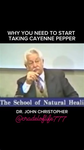 The main component in cayenne pepper, capsaicin, reduces neuroinflammation primarily by inhibiting pro-inflammatory pathways and activating antioxidant responses. Research has also focused on its interaction with the Transient Receptor Potential Vanilloid 1 (TRPV1) receptor and its effects on the gut-brain axis, though some of these mechanisms require further study. • Inhibiting pro-inflammatory pathways NF-κB inhibition: Capsaicin significantly reduces neuroinflammation by suppressing the nucle