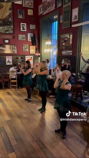 clap if you are ready for the Irish Dance Party 📍 Here in Dublin 🇮🇪 Irish heart 🌐Purchase you tickets online https://www.irishdanceparty.com/contact-us/ ☘️ ☘️ ☘️ ☘️ ☘️ ☘️ ☘️ ☘️ ☘️ ☘️ ☘️ ☘️ ☘️ ☘️ ☘️ ☘️ #irishdanceparty #party #irish #ireland #dublin #irishpub #dancing #thisisireland #onlyindublin #hensparty #dance #bar #pub #dancers #fun #properparty #discoverdublin #irishdance .