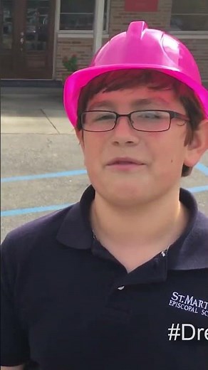 The coolest car he’s ever seen #bttf #backtothefuture #delorean #dmc12 #timemachine #car #cool