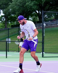 Jake had heard enough 👋 Coobs earns the match-clincher in both Regional round sweeps #GoFrogs | TCU Men's Tennis