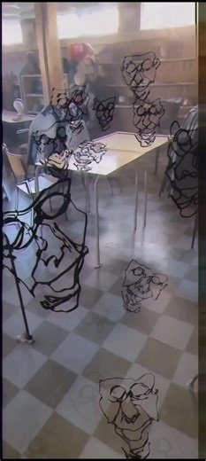 Schizophrenia Simulator: Understanding Hallucinations Through Art