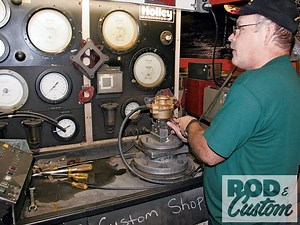 Holley's Custom Shop Carb Restoration - Re-Gassed